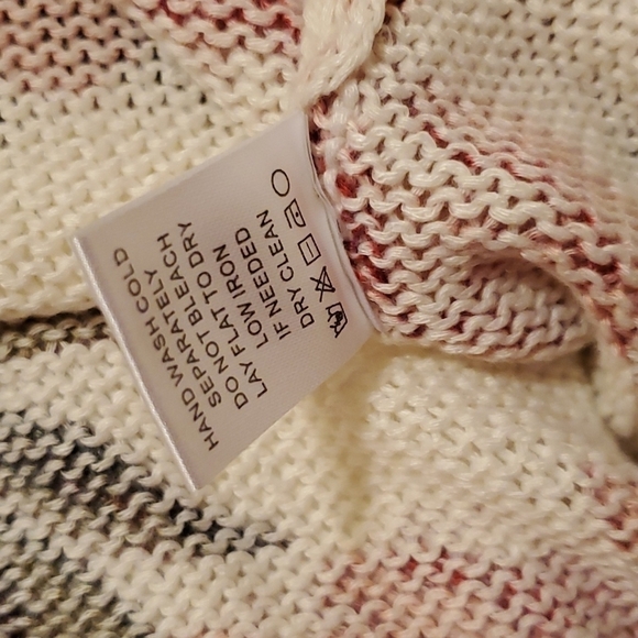 Show Me Your Mumu Floral oversized sweater size XS - Picture 11 of 11